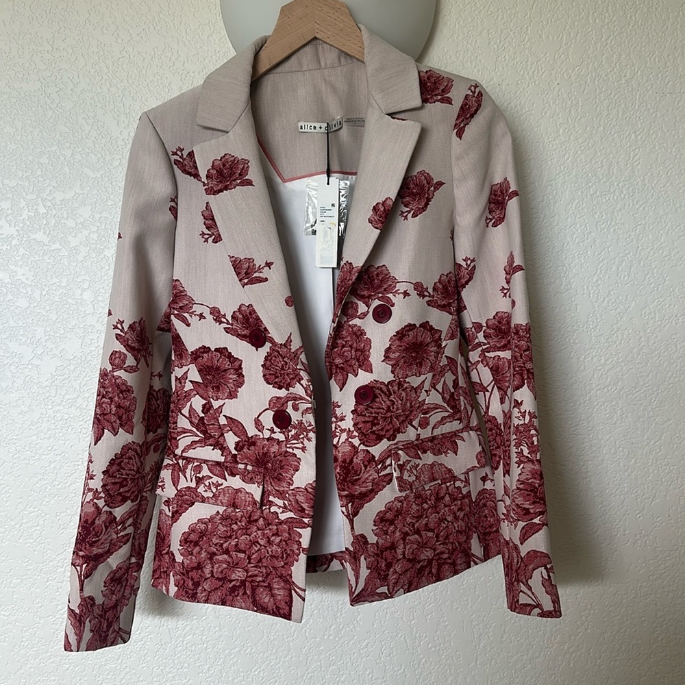 Alice + Olivia Jacquard Floral Blazer - 6